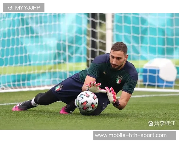 足球专业比赛用球为何如此坚硬对运动员的影响与技术分析